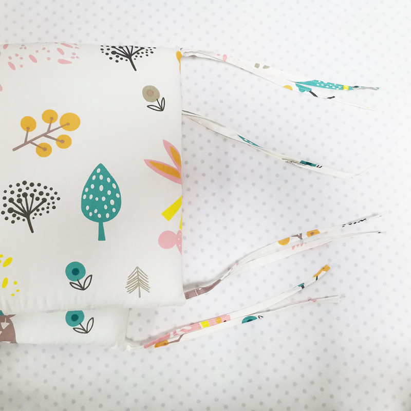 baby nursery Nordic Stars Desi - огляд і ціна Baby Nursery Cushion