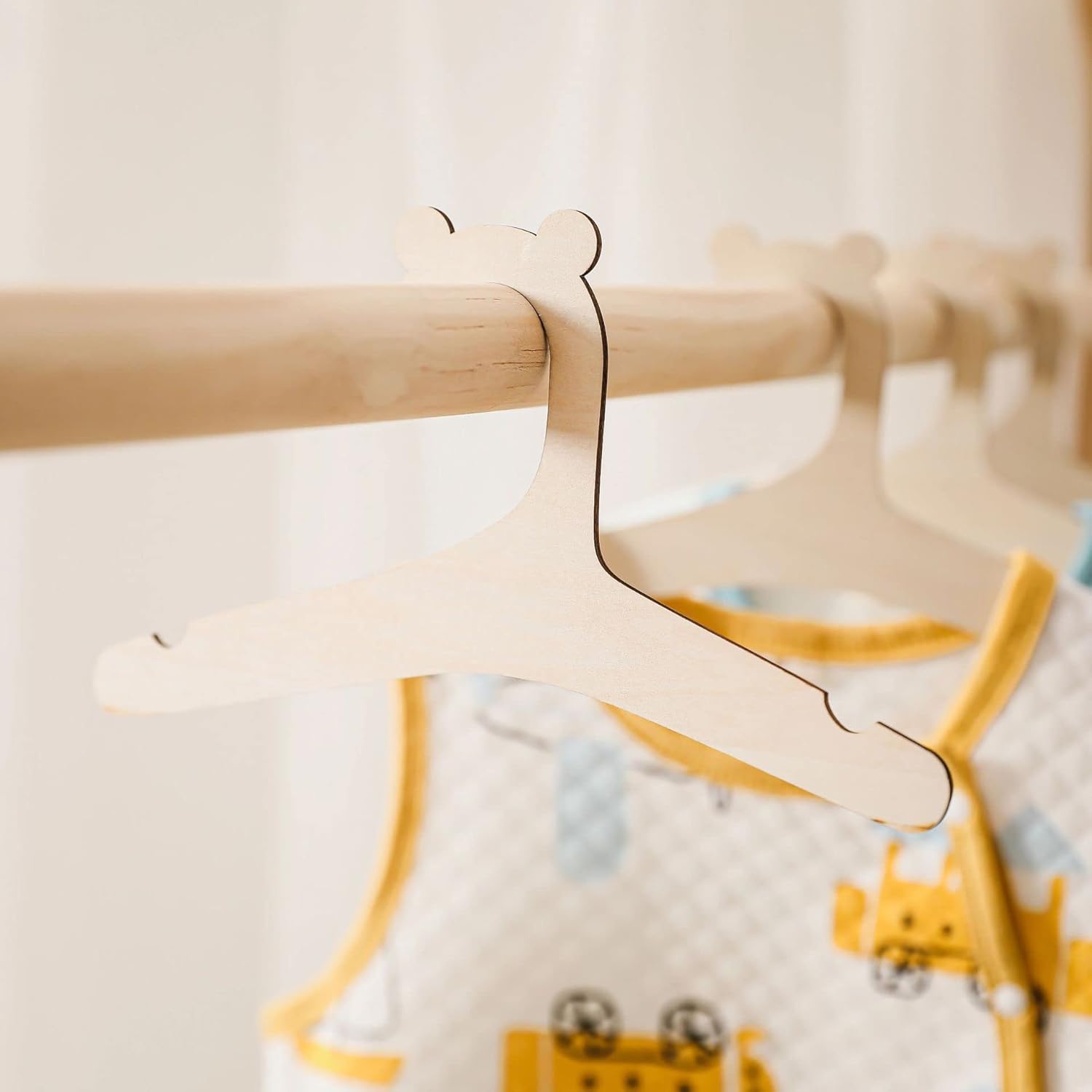9 Inch Wooden Baby Hangers for - огляд і ціна Baby Nursery Images Free